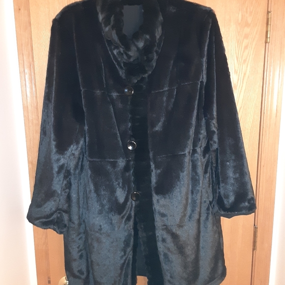 marshall field Jackets & Blazers - Womens plus size 1X full length reversible coat